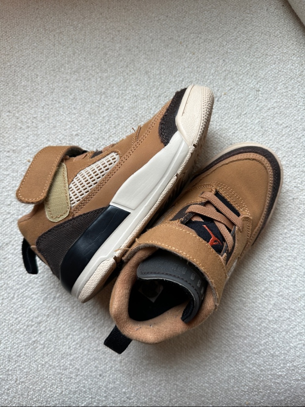 Kids Brown High-Top Jordon - Picture 7 of 7